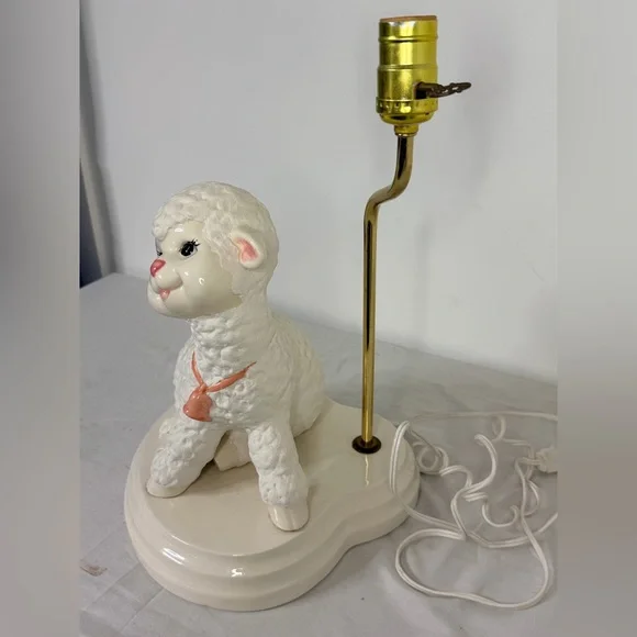 Vintage 1975 Byron Molds Large Ceramic Lamb Lamp 22”